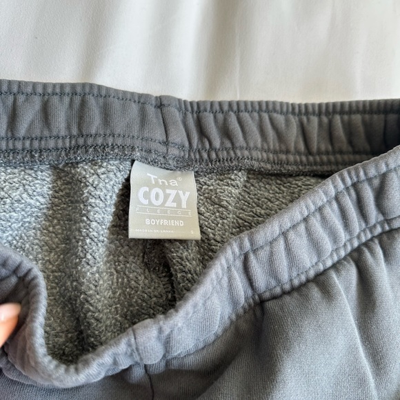 Aritzia tracksuit pants and hoodie bundle - Picture 3 of 5